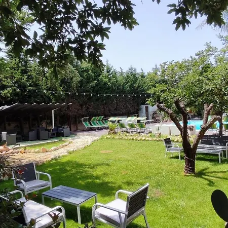 Villa More Aparthotel *