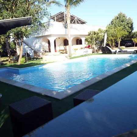 Villa More 3* 몬테로니디레체