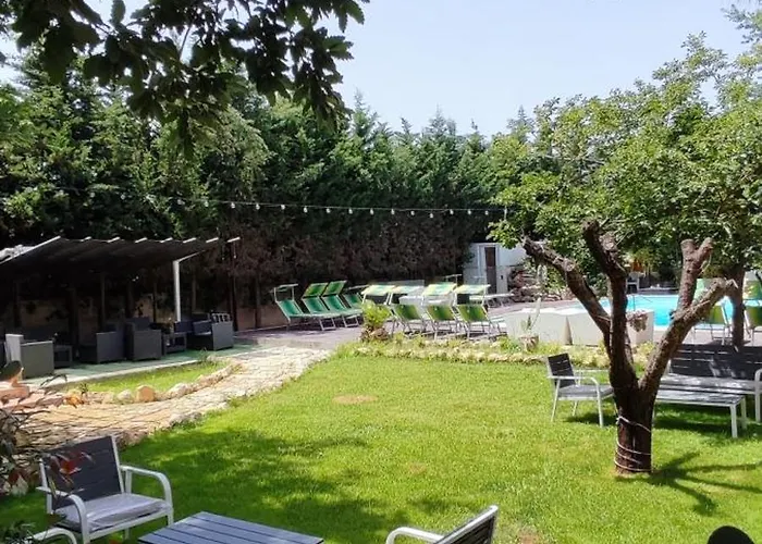 Villa More מלון דירות 3*