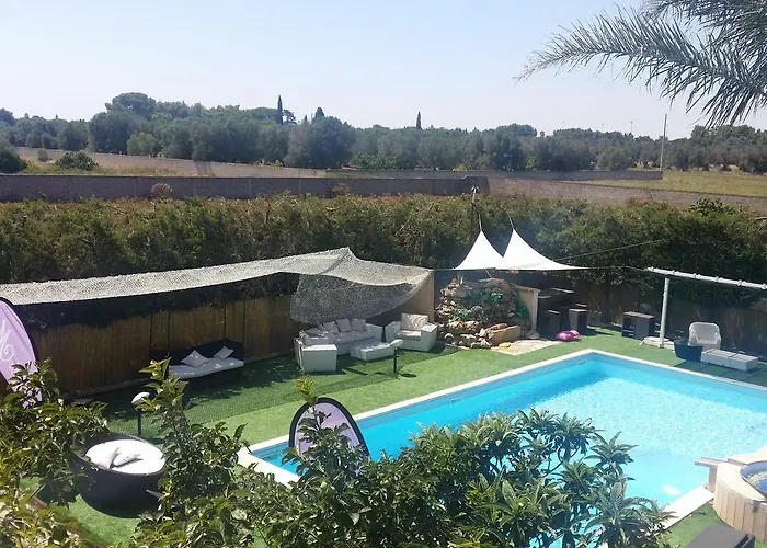 Villa More מלון דירות 3*