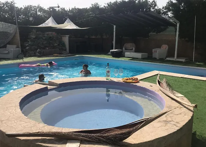 Villa More מלון דירות 3*